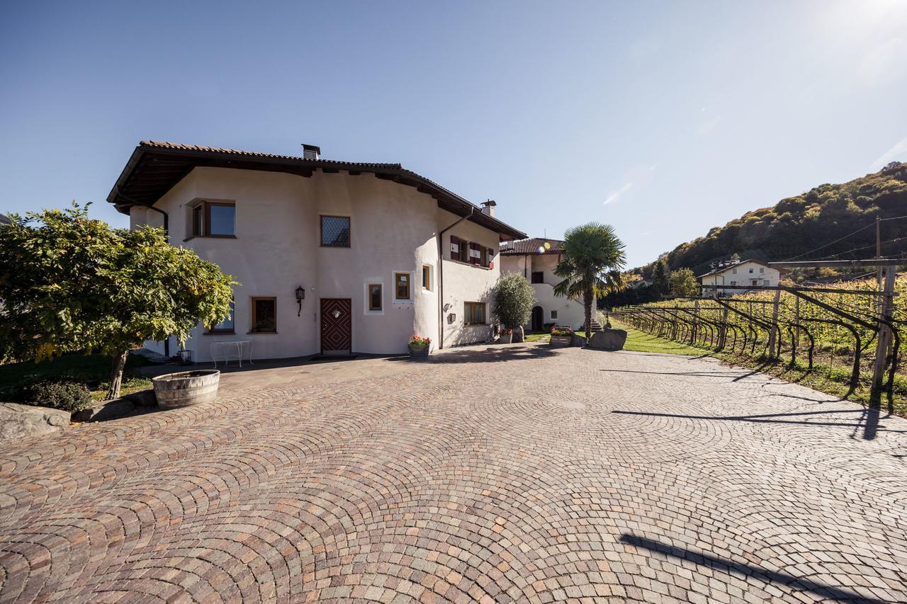 アッピアーノ・スッラ・ストラーダ・デル・ヴィーノ Weingut Donaヴィラ エクステリア 写真